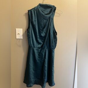Elegant Teal Sleeveless Dress